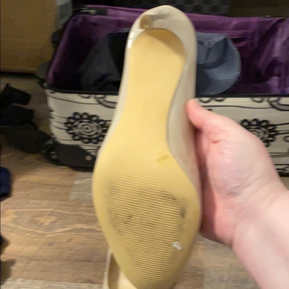 Tan BCB Generation Pumps - Picture 3 of 3